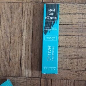 NWT Thrive Liquid Lash Extensions Color is Brynn Rich Black